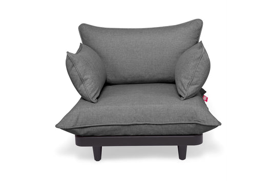 FATBOY Paletti Lunge Chair - Sessel mit Armlehnen in dunklem grau für draußen