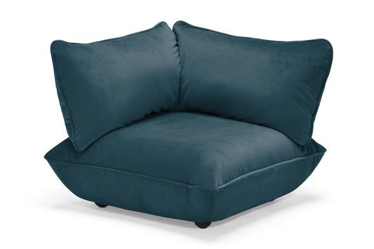 FATBOY Sumo Corner Seat - Ecksessel in blau mit Samtbezug von vorne