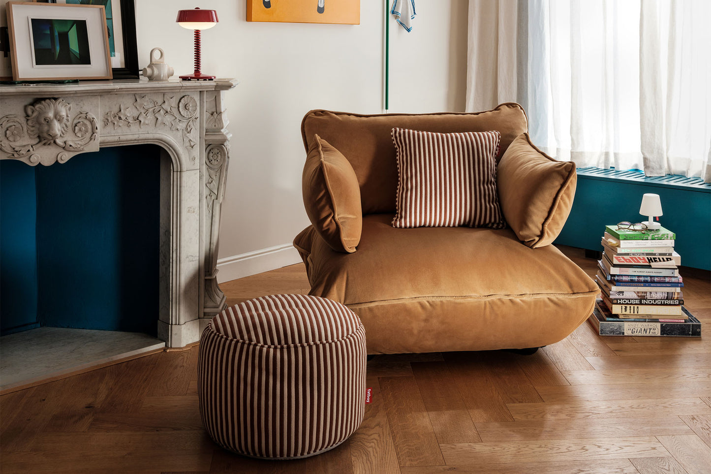 FATBOY Sumo Love Seat Velvet - brauner Sessel in Wohnzimmer 